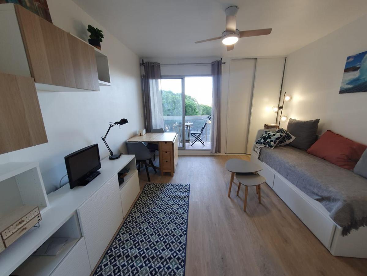 Charmant Studio Refait A Neuf Carnon Port 34 Mauguio Exterior foto